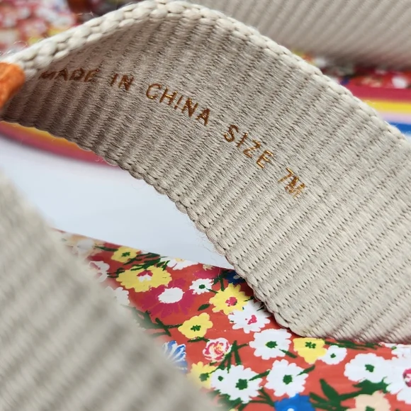 Tory Burch x Shishedo 70's Flatform Sprinkle Flowers & Rainbow Thong Flip-Flops - Picture 11 of 14